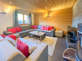 Marly-3-salon-location-chalet-appartement-Les-Gets