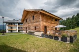 Maroussia-C2-exterieur-ete-location-appartement-chalet-Les-Gets