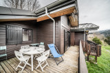 Moudon-Chalet17-extérieur-terrasse-table-location-appartement-chalet-Les-Gets