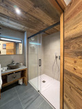 Nagano-205-salle-de-bain-douche-location-appartement-chalet-Les-Gets
