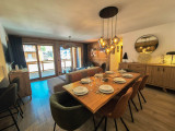 Nagano-205-salon-salle-a-manger-location-appartement-chalet-Les-Gets