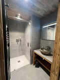 Nagano-206-salle-de-bain-douche-location-appartement-chalet-Les-Gets