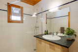 negritelles1-salle-de-bain-appartement-chalet-les-gets