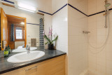 negritelles1-salle-de-bain-appartement-chalet-les-gets