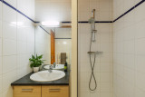 negritelles2-salle-de-bain-appartement-chalet-les-gets