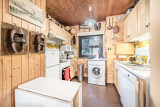 Pied-de-Adroit-5-cuisine-location-appartement-chalet-Les-Gets