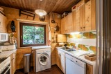 Pied-de-Adroit-5-cuisine-location-appartement-chalet-Les-Gets