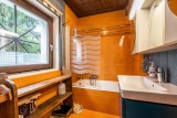 Pied-de-Adroit-5-salle-de-bain-baignoire-location-appartement-chalet-Les-Gets