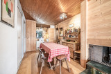 Pied-de-Adroit-5-sejour-cuisne-salon-salle-a-manger-location-appartement-chalet-Les-Gets