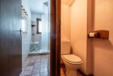 Pressenage-Mesange-wc-location-appartement-chalet-Les-Gets