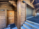 Shardana-chalet-entree-exterieure-location-appartement-chalet-Les-Gets
