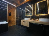 Shardana-chalet-salle-de-bain-location-appartement-chalet-Les-Gets