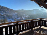 Shardana-chalet-vue-balcon-location-appartement-chalet-Les-Gets