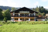 Sherpa-Noisette-exterieur-ete3-location-appartement-chalet-Les-Gets