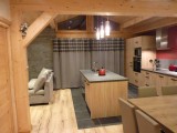 Sherpa-Pivotte-sejour-cuisine-location-appartement-chalet-Les-Gets