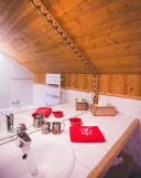 Ski-Love-Marmotton-salle-de-bain-location-appartement-chalet-Les-Gets