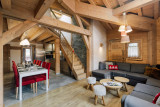 Suite-de-l-Alpe-Mont-Blanc-salon-salle-a-manger-cuisine-location-appartement-chalet-Les-Gets