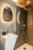 teka-chavannes-chambre-1-salle-de-bain-douche-location-appartement-chalet-Les-Gets