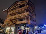 teka-chery-residence-exterieur-nuit-location-appartement-chalet-Les-Gets