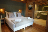 teka-roof-top-chamber-lits-double-salle-de-bain-location-appartement-chalet-Les-Gets