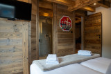 teka-roof-top-chambre-lit-double-salle-de-bain-douche-location-appartement-chalet-Les-Gets