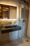 teka-roof-top-salle-de-bain-douche-location-appartement-chalet-Les-Gets