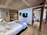 Teleporte-chambre-piste-rouge-lit-double-lits-superposes-location-appartement-chalet-Les-Gets