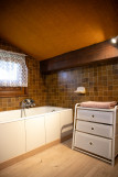 Tournier-D3-studio-salle-de-bain-location-chalet-appartement-Les-Gets