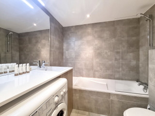 aTGFCcnV5ZXJl_20230426112141_20564_4a543c5