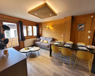 _lv_images__lot_0000000082_01_19216840