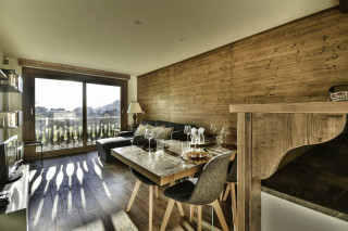 _lv_images__lot_0020392326_01_19118281