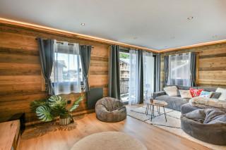 _lv_images__lot_0020392455_01_18537940