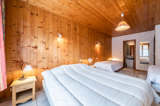 Amaryllis-10-chambre-appartement-chalet-Les-Gets Amaryllis-10-chambre-appartement-chalet-Les-Gets