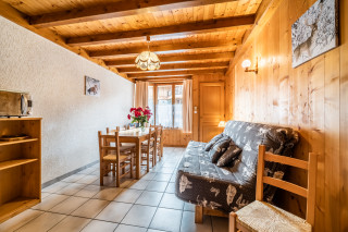 Amaryllis-10-salle-a-manger-sejour-appartement-chalet-Les-Gets Amaryllis-10-salle-a-manger-sejour-appartement-chalet-Les-Gets