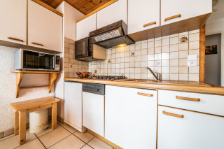 Amaryllis-4-cuisine-appartement-chalet-Les-Gets Amaryllis-4-cuisine-appartement-chalet-Les-Gets