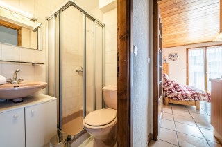 Amaryllis-4-salle-de-bain-appartement-chalet-Les-Gets Amaryllis-4-salle-de-bain-appartement-chalet-Les-Gets