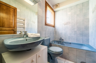 Amaryllis-4-salle-de-bain-appartement-chalet-Les-Gets Amaryllis-4-salle-de-bain-appartement-chalet-Les-Gets