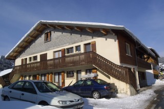 Chamioret-3-Liseron-exterieur-hiver1-location-appartement-chalet-Les-Gets Chamioret-3-Liseron-exterieur-hiver1-location-appartement-chalet-Les-Gets