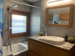 Floriere5-salle-de-bain-location-chalet-appartement-Les-Gets