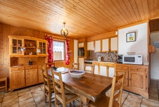 Forge-C-cuisine-location-appartement-chalet-Les-Gets