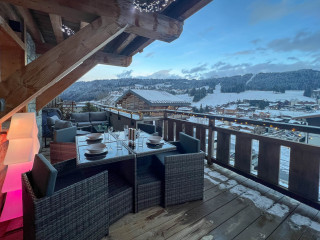 Premiere-loge-1-terrasse-location-appartement-chalet-Les-Gets Premiere-loge-1-terrasse-location-appartement-chalet-Les-Gets