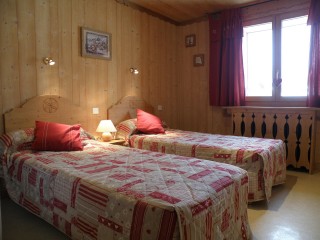 Sapiniere-6-chambre-lits-simples-location-appartement-chalet-Les-Gets Sapiniere-6-chambre-lits-simples-location-appartement-chalet-Les-Gets