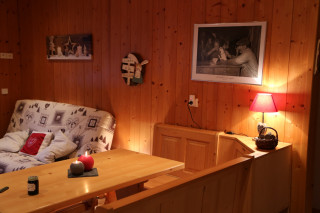 Sherpa-Myrtille-salon-coin-repas-location-appartement-chalet-Les-Gets Sherpa-Myrtille-salon-coin-repas-location-appartement-chalet-Les-Gets