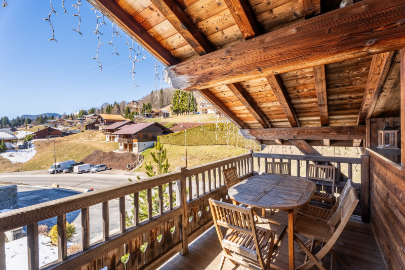 02-virolet-corniche-vue-balcon-19382315-location-appartement-chalet-Les-Gets