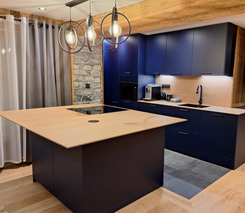 03-teka-adret-cuisine-location-appartement-chalet-les-gets-15391853
