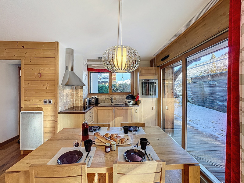 athena-barnes_00008 athena-barnes_00008