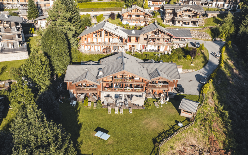 Room 310835-702980 Room 310835-702980