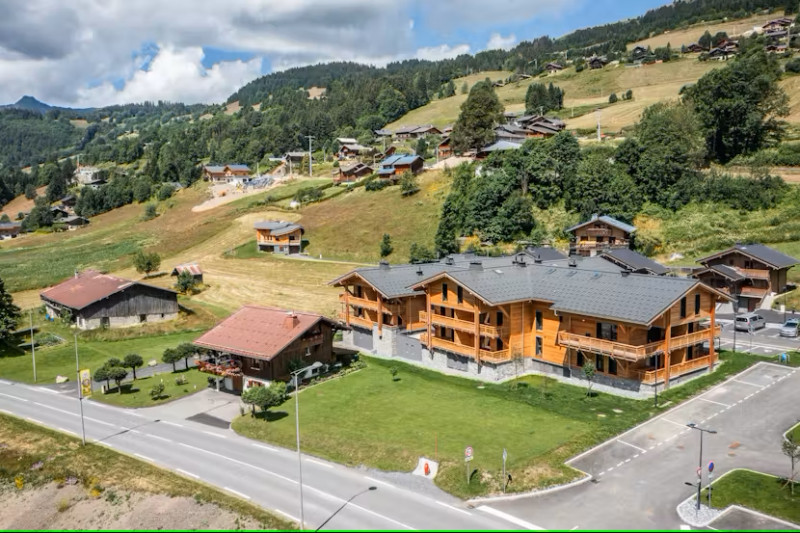 2023-06-elouera-44-exterieur-location-chalet-appartement-les-gets-14327361