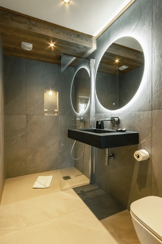 31-teka-ubac-salle-de-bain-douche-location-appartement-chalet-les-gets 31-teka-ubac-salle-de-bain-douche-location-appartement-chalet-les-gets