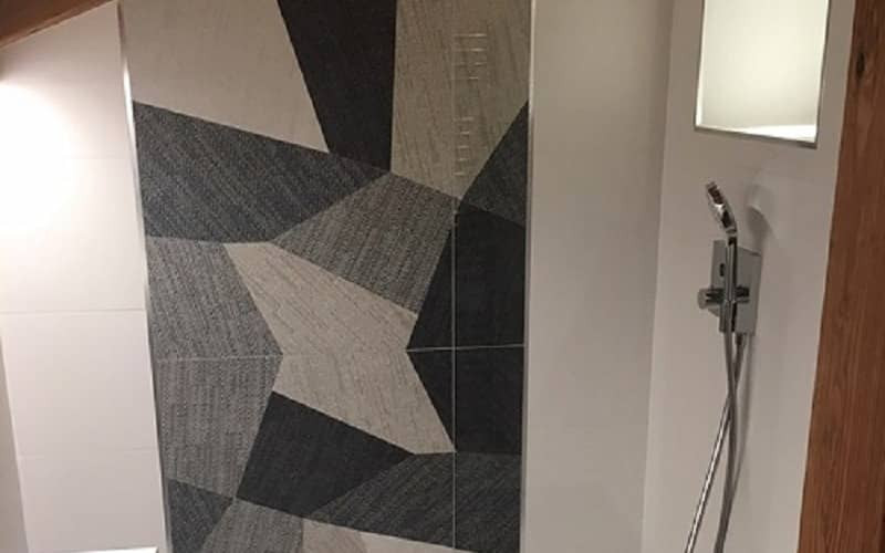 Room 315216-724114 Room 315216-724114